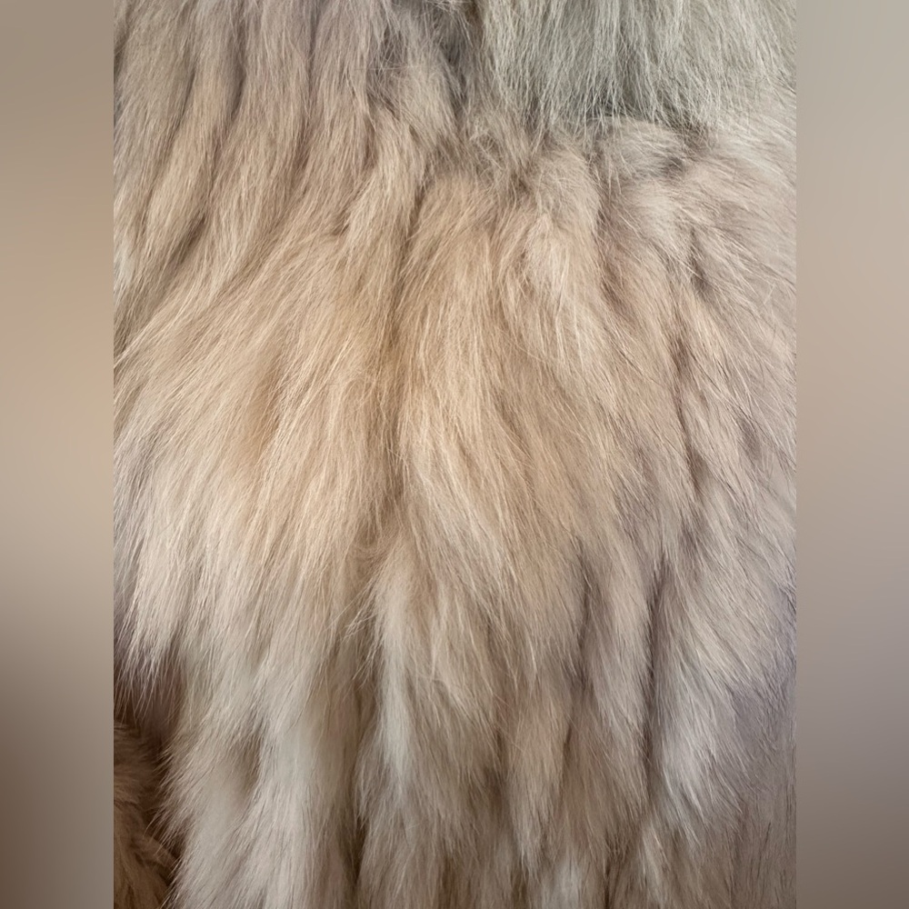 Saga Fox Vintage Coat - Picture 6 of 16
